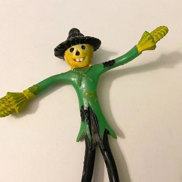 Vintage Bendable Bendy Rubber Halloween  Scarecrow Figure 5 Inch Tall Toy - Picture 9 of 10